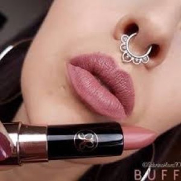 anastasia buff lipstick
